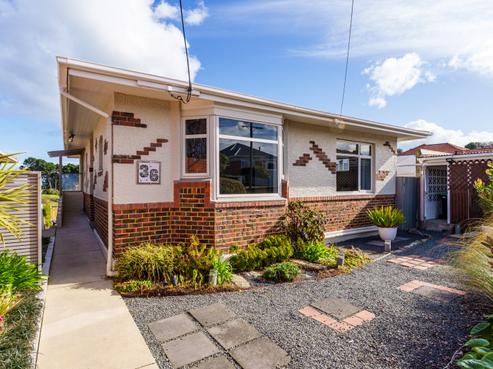 36 Norman Street, Tainui