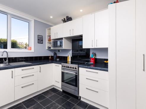 16 Coronation Street, Waimate