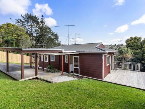 2/375 Wairau Road, Totara Vale