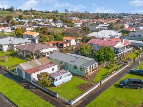 1 Blake Street, Waitara