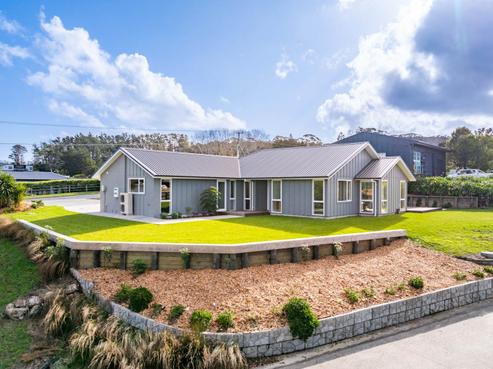 28 Old Waipu Road, Mangawhai