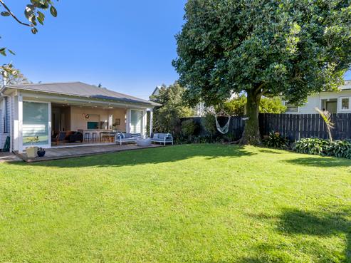 27 Wairere Avenue, Mount Albert