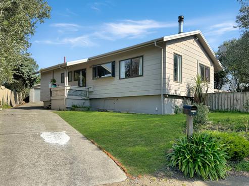 6 Harrod Avenue, Foxton Beach