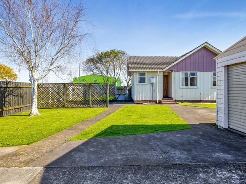 156 Glover Road, Hawera