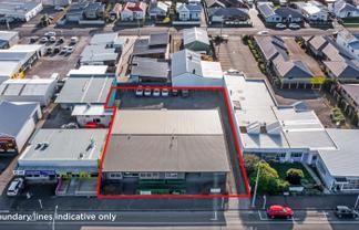 Hands-off and split-risk investment