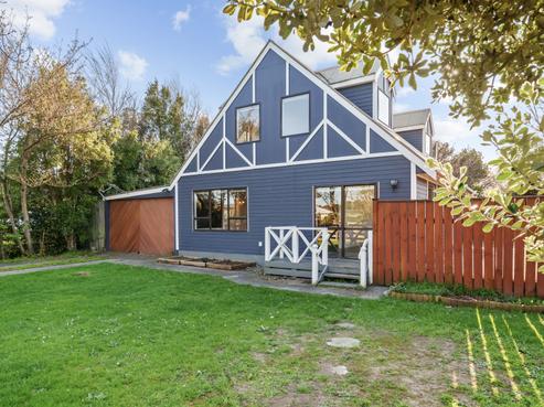 32 Lyon Street, Featherston