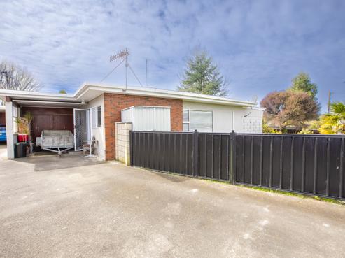 1/17 Francis Drake Street, Waipukurau and Surrounds