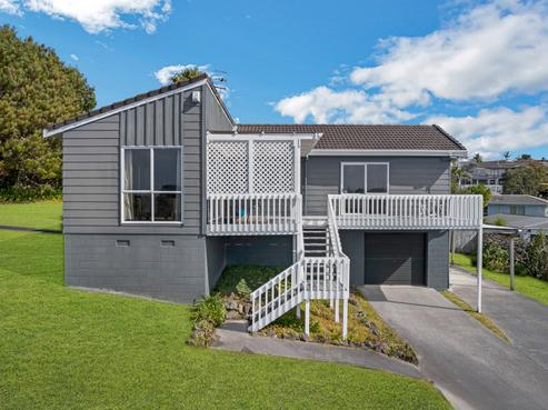 8 Hassan Drive, Massey