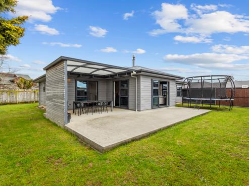 25 Oak Crescent, Ashhurst