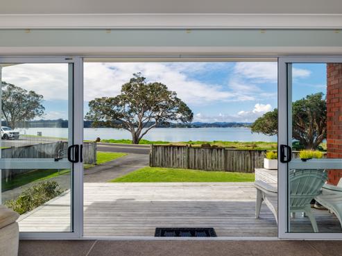 4 Seaview Road, Paihia