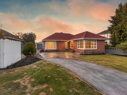 10 Mappleton Avenue, Burnside