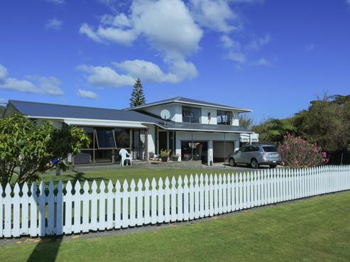 74 Hall Street, Cobden