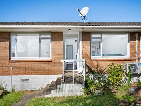 2/24A Vine Street, Mangere East