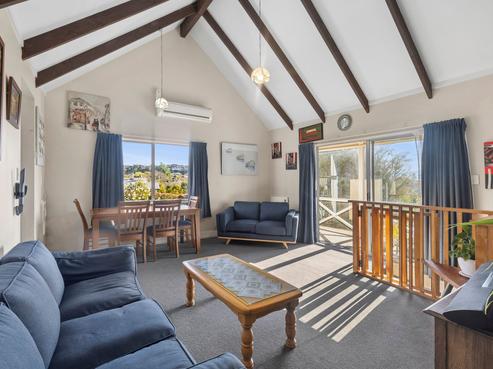 11A Farnham Drive, Richmond