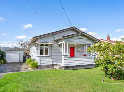 7 Bernard Street, Avenues