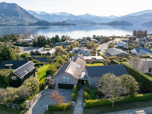 1 Briar Bank Drive, Wanaka