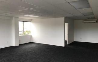 Perfectly Positioned in Parnell!