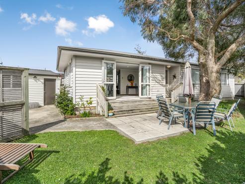 1/42 Hinau Grove, Wainuiomata