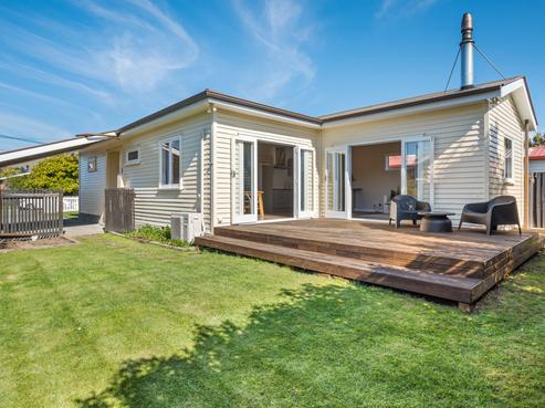 27 Wades Avenue, Saint Martins
