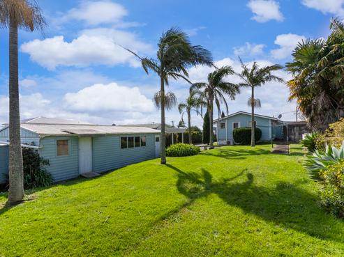 30 Karaka Road, Beachlands