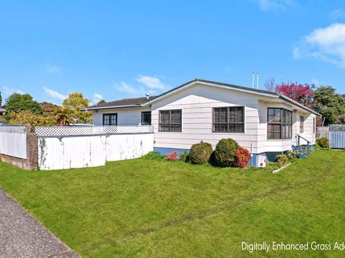 8 Aquarius Drive, Kawaha Point