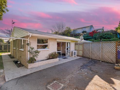 2A Runciman Street, Green Island