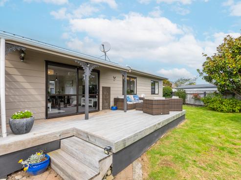6 Pukeko Street, Paraparaumu