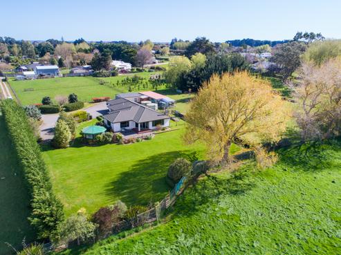 158 Watershed Road, Bunnythorpe