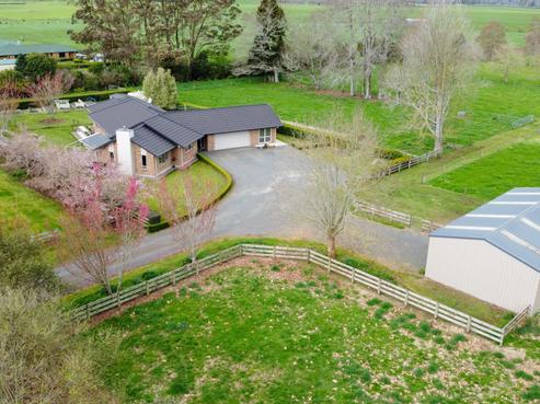 75 Robson Road, Ngahinapouri