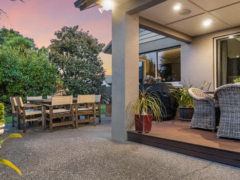 51 Palliser Drive, Huntington