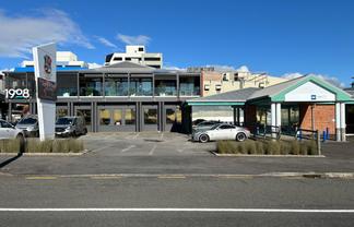 Pole Position Coastal Office