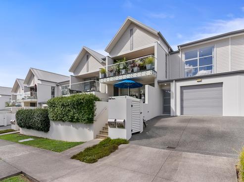 19B Blake Greens, Silverdale