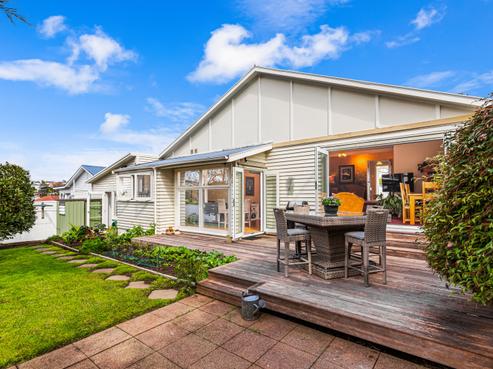 10 Cassino Street, Bayswater