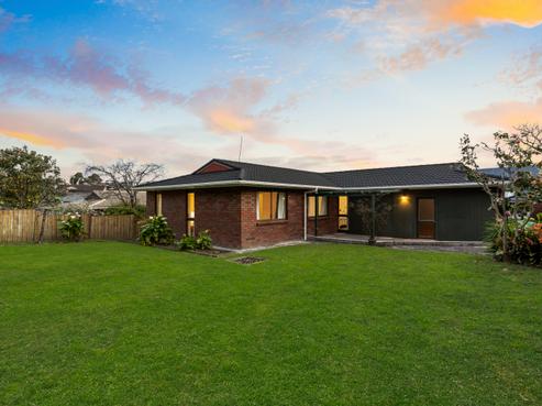 122 Norman Lesser Drive, Saint Johns