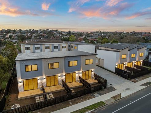 2/101 Botany Road, Botany Downs