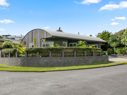 8A Spencer Place, Merrilands