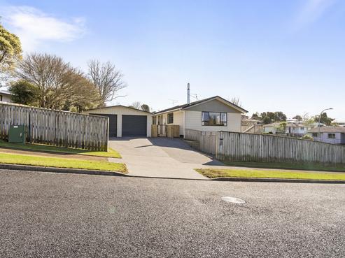 43 Riversdale Drive, Merrilands