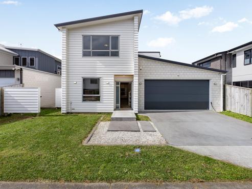 66 Featherstone Drive, Flagstaff