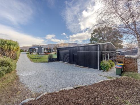 14 Moncrieff Place, Wanaka
