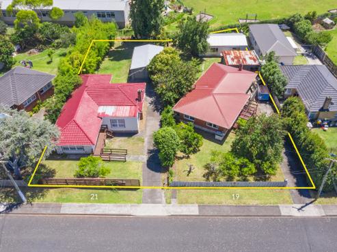 21 Crown Crescent, Otara