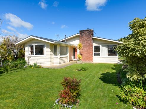 7 Tabak Crescent, Takaro