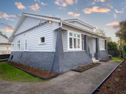 25 Preston Avenue, Mount Albert