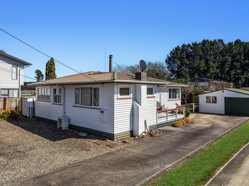 138 College Road, Edgecumbe