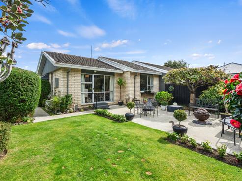 1/77 Bridle Path Road, Heathcote Valley