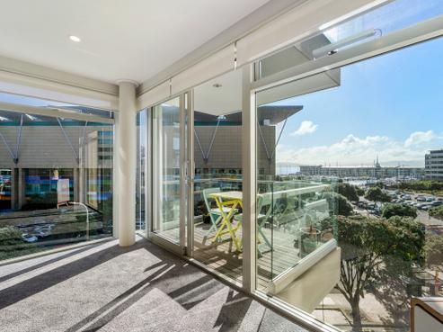 4/82C Cable Street, Te Aro