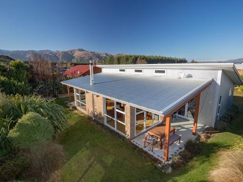 33 Hewson Crescent, Lake Hawea