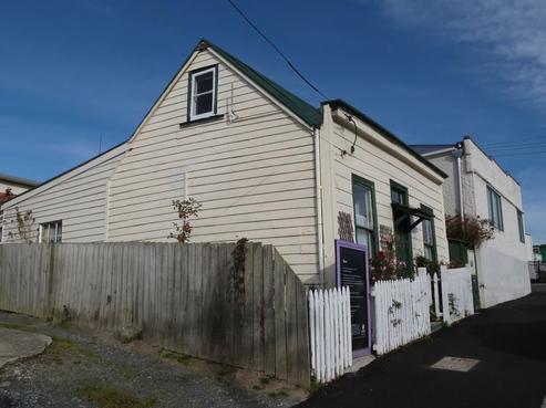 35 Meadow Street, Mornington