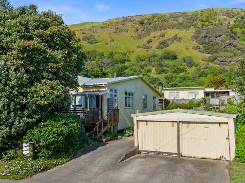 57 Ames Street, Paekakariki