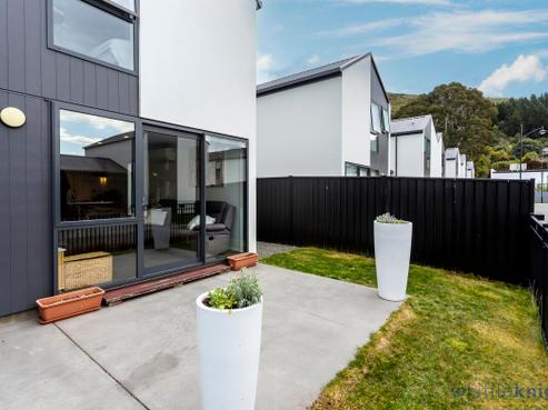 14 Wheatsheaf Lane, Heathcote Valley