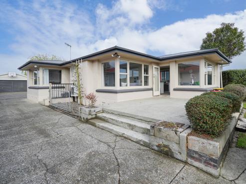 23 Helmsdale Street, Waverley